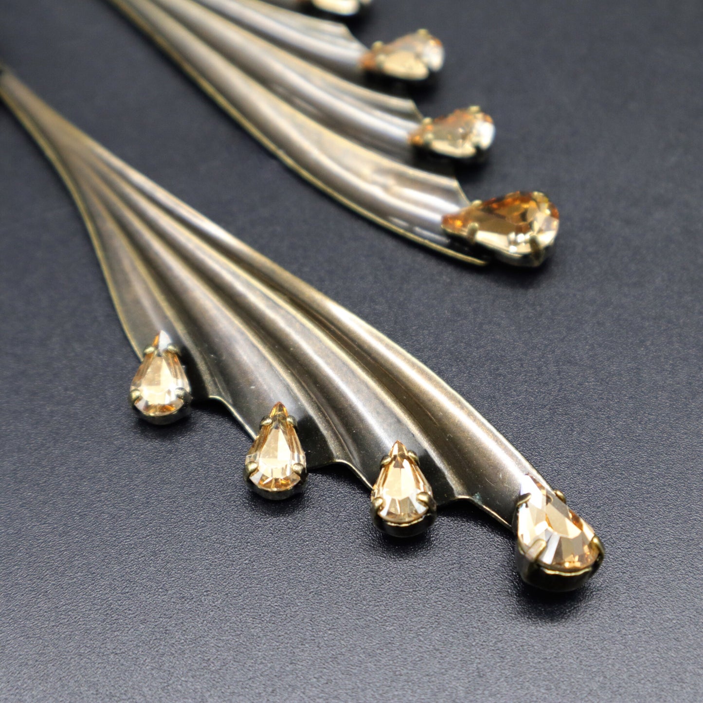 【Poseidon Fin】 Boucles d'oreilles Clip Statement