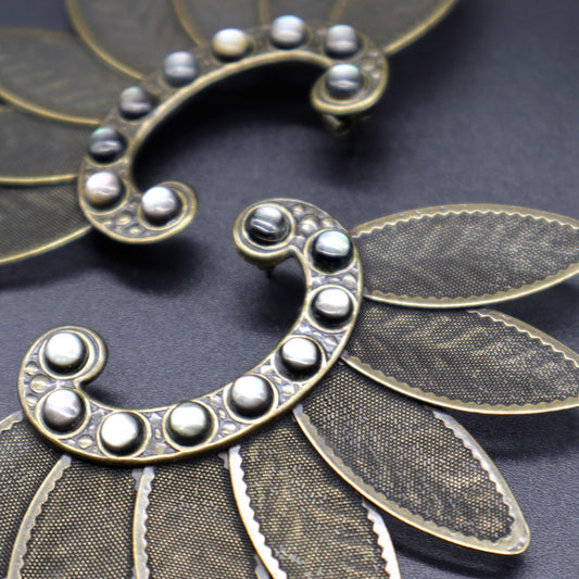 【Nara】ナラ ロータス ステイトメント ピアス