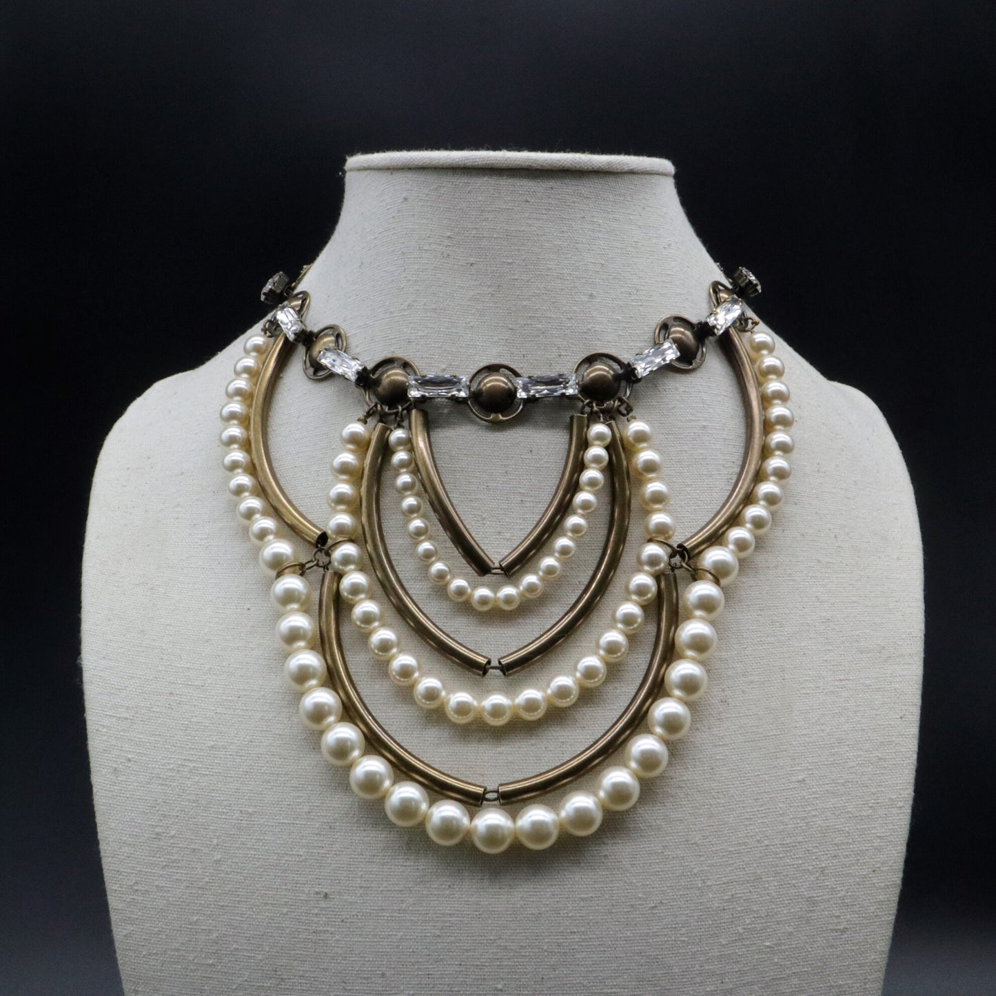 【Crypt of Sagrada Familia】Collier Masterpiece