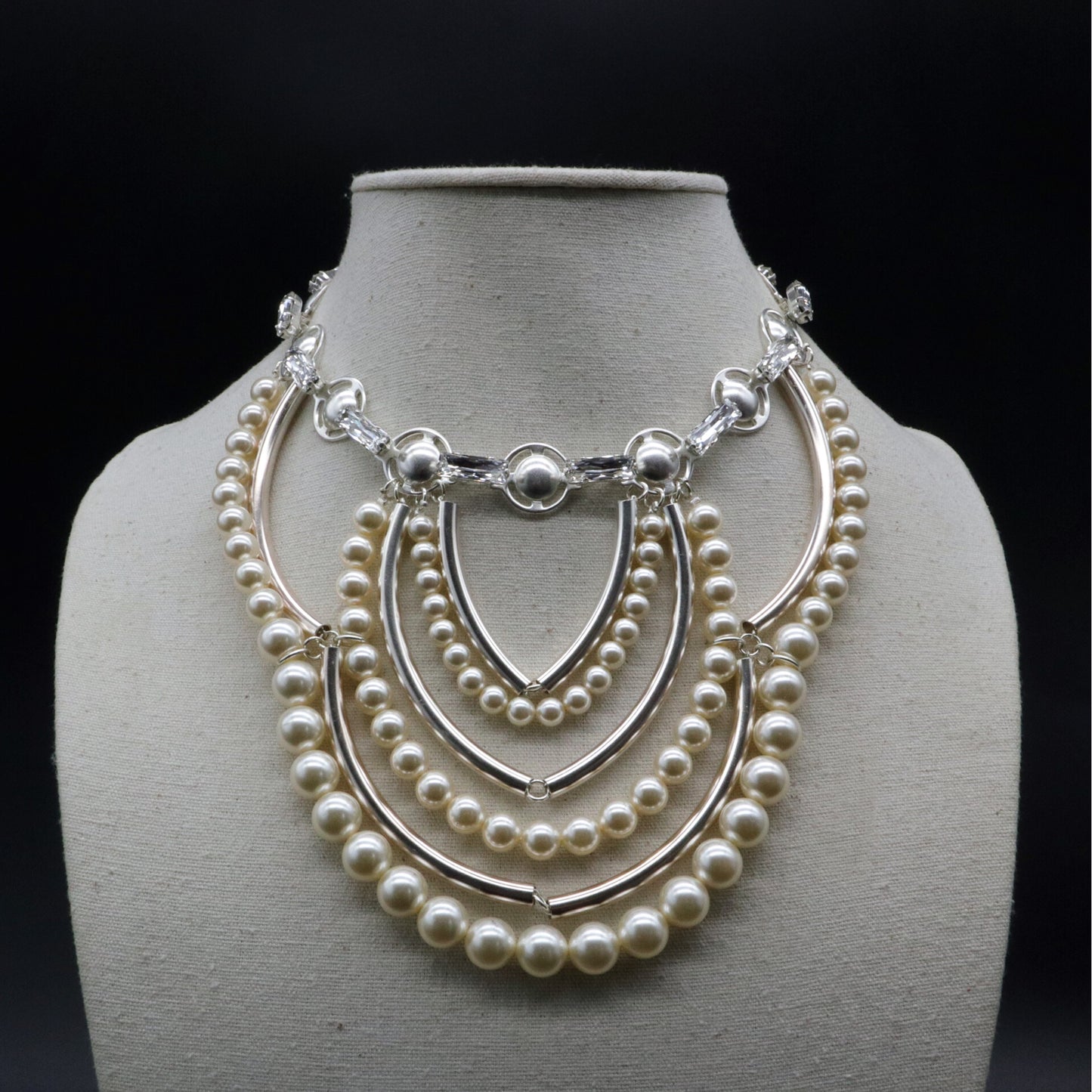 【Crypt of Sagrada Familia】Collier Masterpiece
