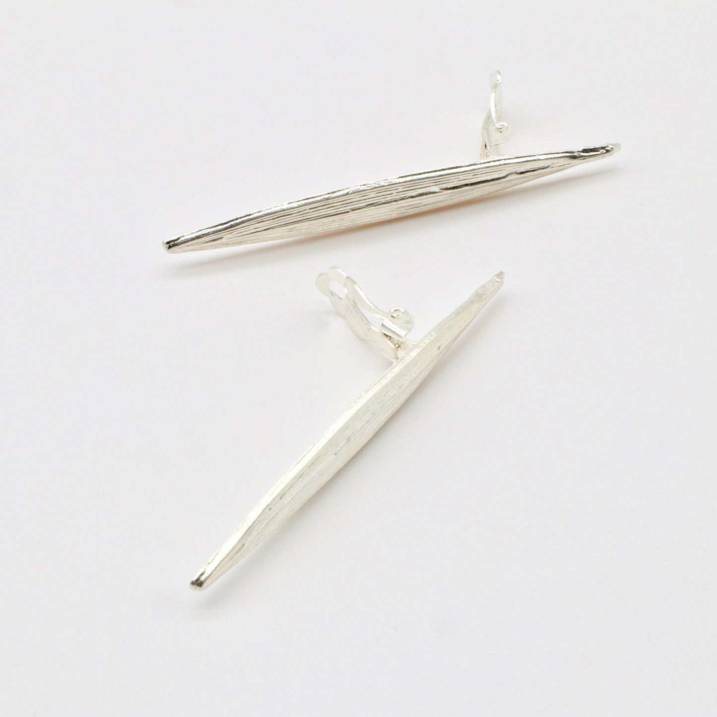 【Pallade et il Centauro】Boucles d'oreilles Clip Feuille M