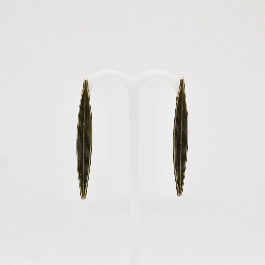 【Pallade et il Centauro】Boucles d'oreilles Percées Feuille M