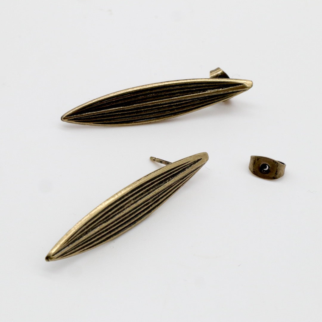 【Pallade et il Centauro】Boucles d'oreilles Percées Feuille S