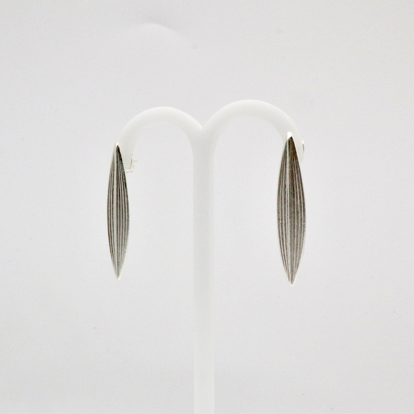 【Pallade et il Centauro】Boucles d'oreilles Percées Feuille S