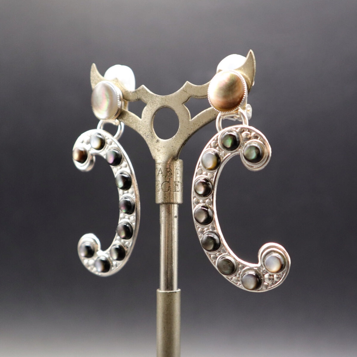 [Nara] Calix of Lotus Dangling Clip-on Earrings