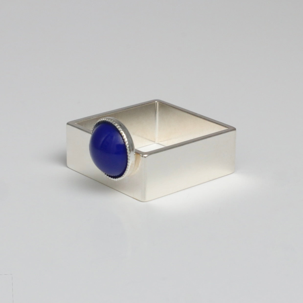[SquareRing] Vintage Navy Blue L