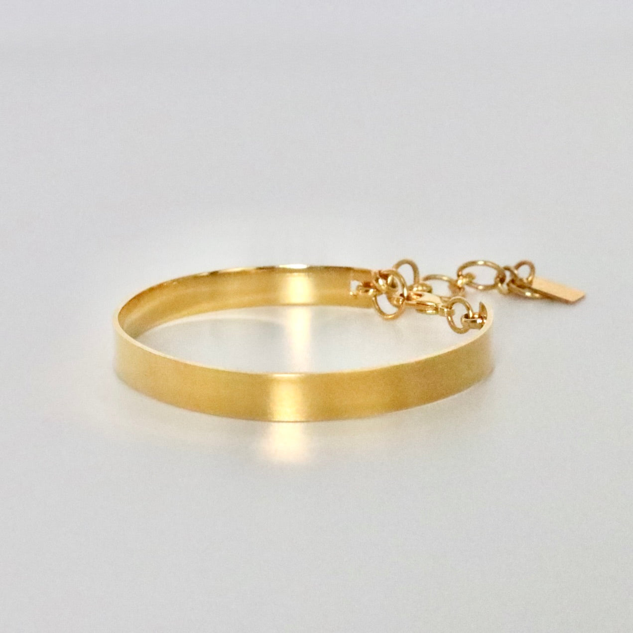 【The Bracelet】ザ・ブレスレット