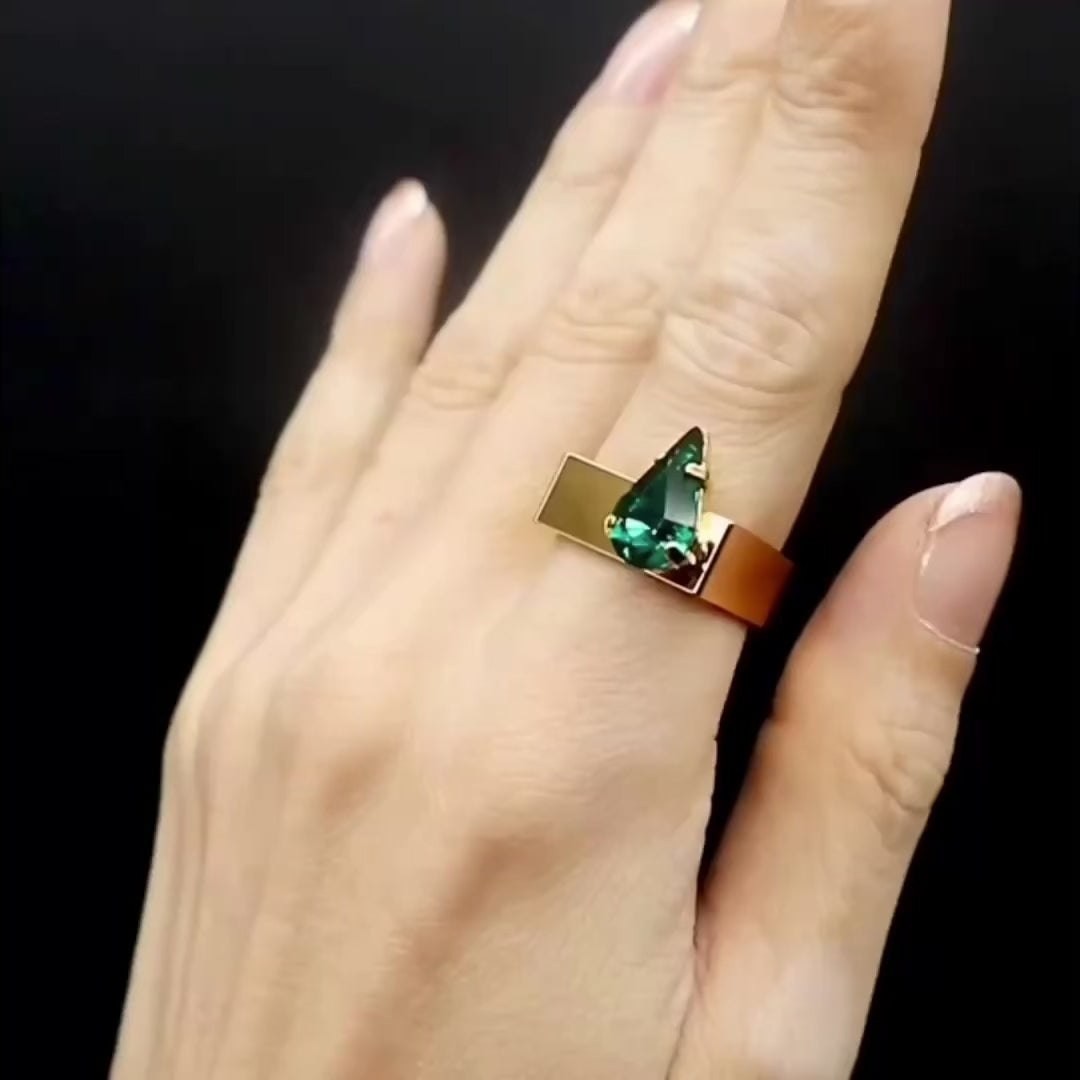 ぽー　エメラルド高貴リング SquareRing】スクエアリング ドロップ M エメラルド – IMUKA TIMUKAT PARIS